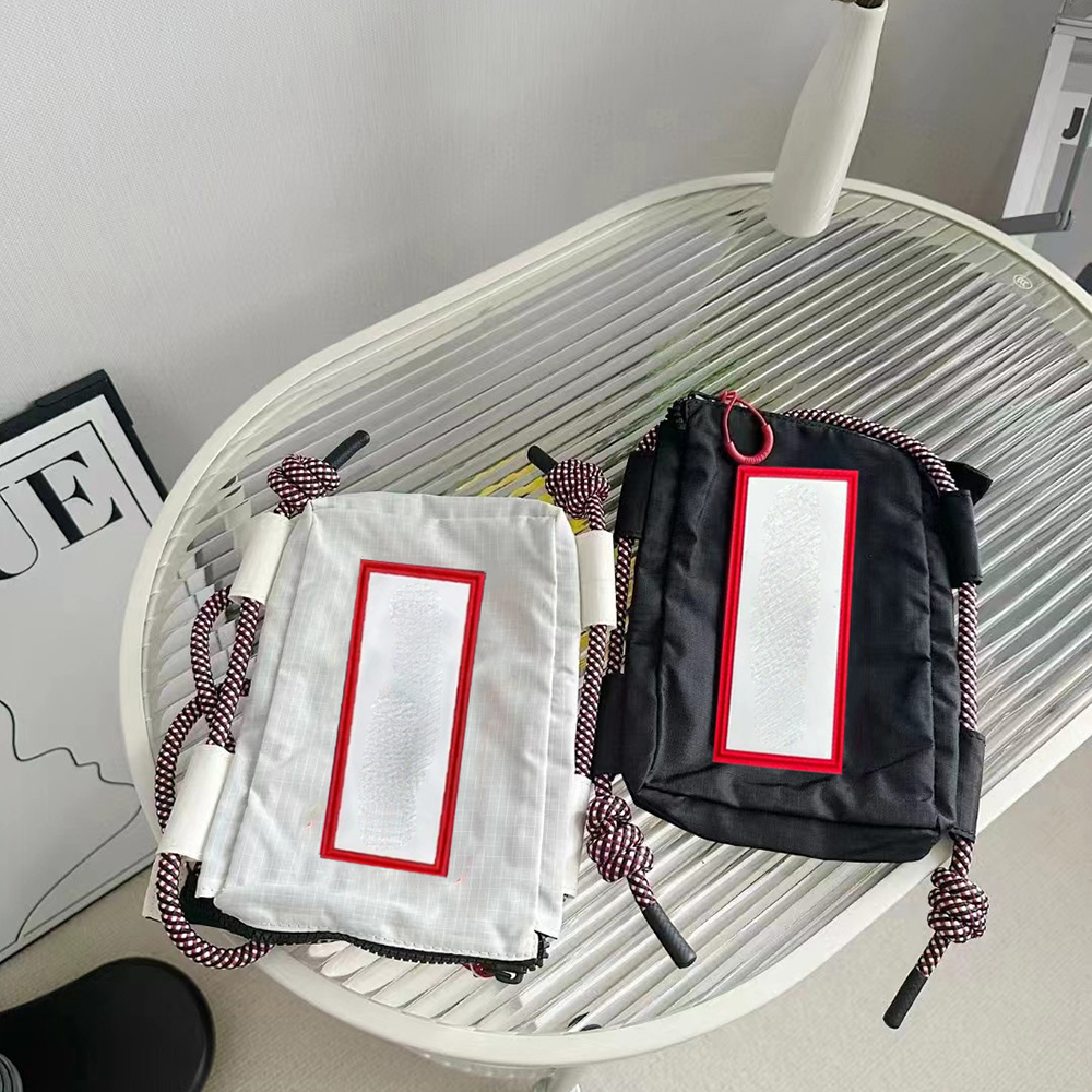Adjustable shoulder straps, zi - Travel Accessories Kit recension och pris