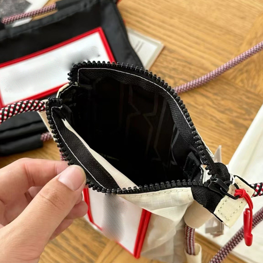 Adjustable shoulder straps, zi - Travel Accessories Kit recension och pris