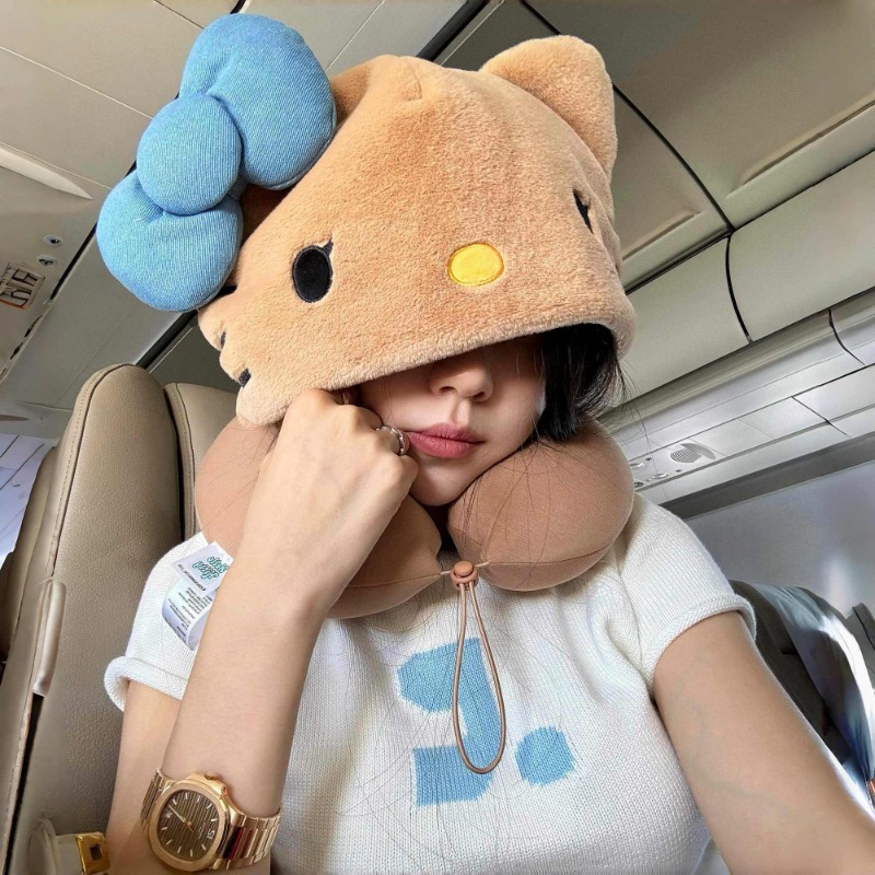 Kitty Hooded U-shaped Pillow T - Travel Accessories Pillow recension och pris