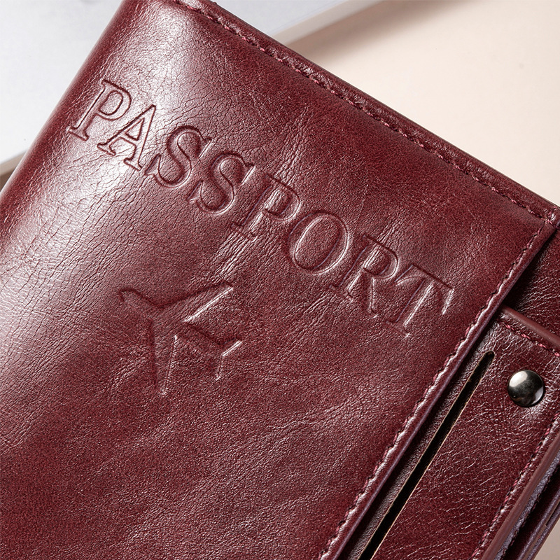 Passport Holder and Wallet in  - Travel Accessories Essentials recension och pris