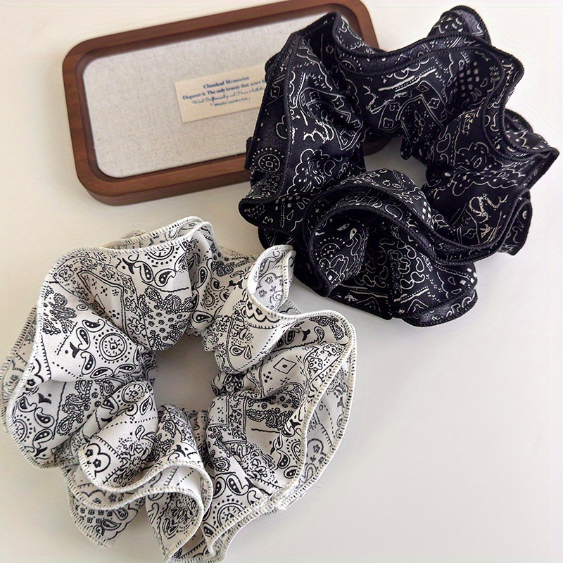 Elegant Black and White Fabric - Travel Accessories Gear recension och pris