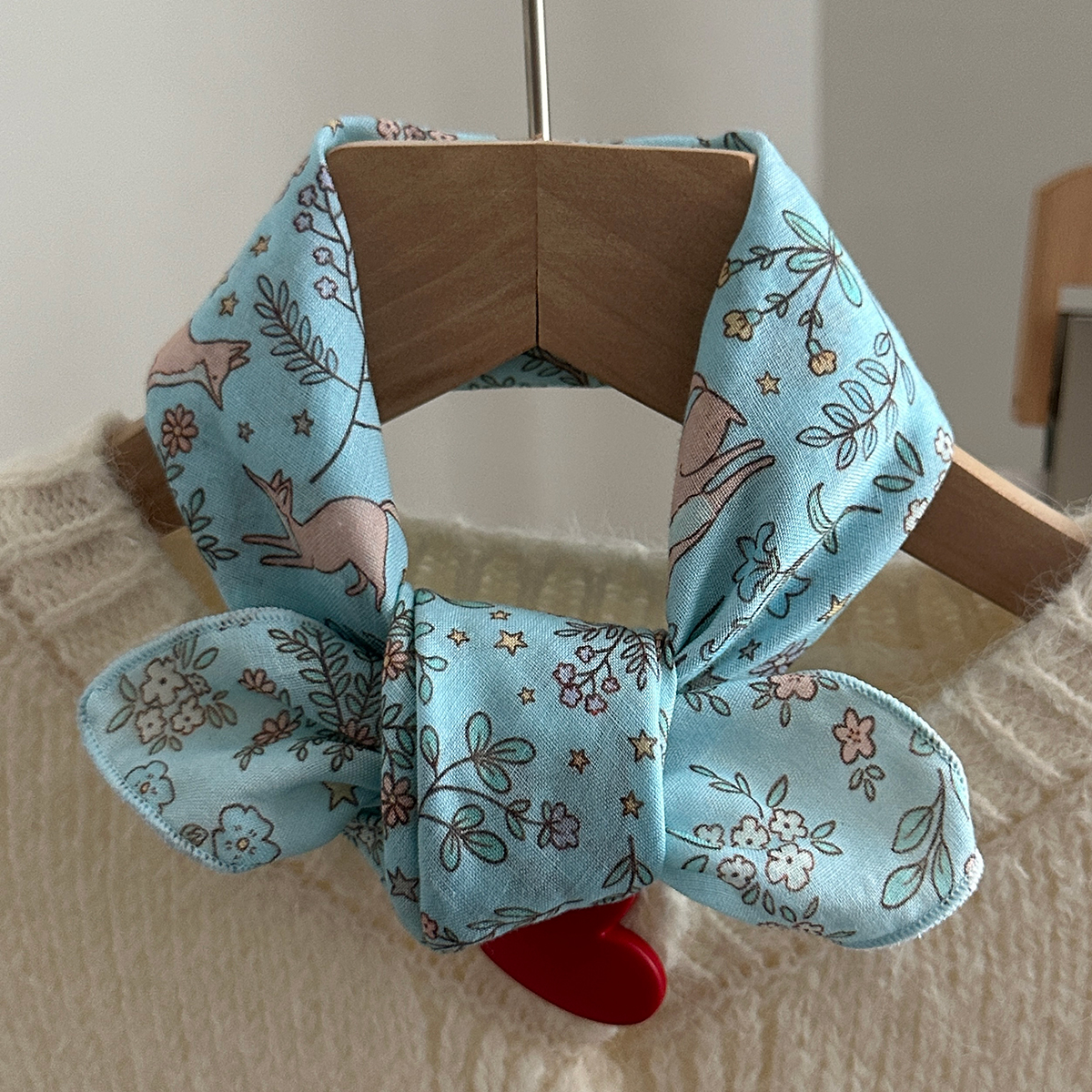 A Pair of Women's Floral Fox P - Travel Accessories Designer recension och pris