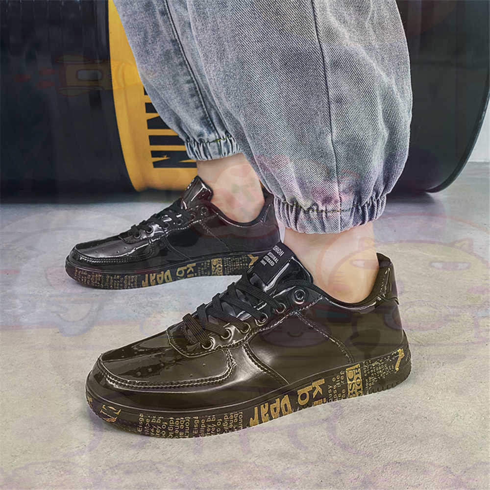 Round Foot Size 45 Sneakers Wh - Travel Accessories Gift Basket recension och pris