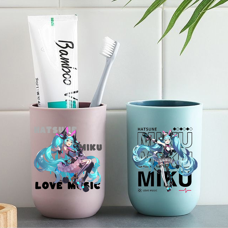 Hatsune Mikus Toothbrush Cup G - Travel Accessories Gifts For Women recension och pris
